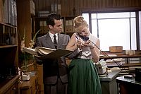 Mademoiselle Populaire [Blu-ray], 7