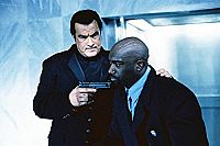 Submerged [Blu-ray], 4