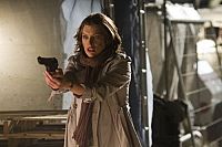 Faces in the Crowd [Blu-ray], 2