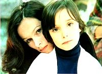 Cria Cuervos [Blu-ray], 4