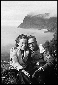 Erzähl es niemandem! Die Liebesgeschichte meiner Eltern, 8