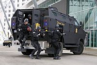 S.W.A.T. - Firefight [DVD], 5