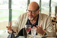 Lying and Stealing [DVD], 7