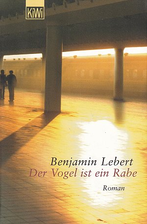 Der Vogel ist ein Rabe