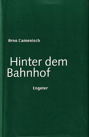 Hinter dem Bahnhof