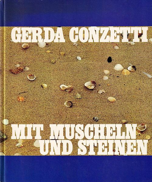 Mit Muscheln und Steinen