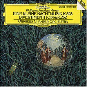 Eine kleine Nachtmusik K. 525. Divertimenti K. 131 & 252 [CD]