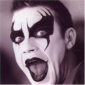 Let me entertain you [CD]